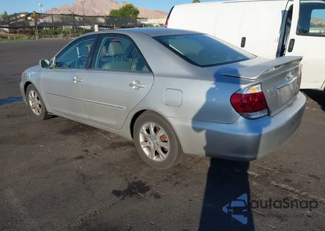 2005 Toyota Camry Xle из США, поврежденный, VIN 4T1BE32K45U959858